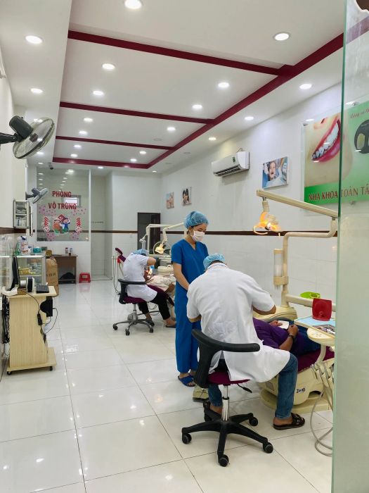 Hình ảnh 2 - Đội ngũ bác sĩ chuyên môn cao tại Nha Khoa Toàn Tâm