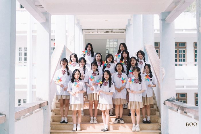 Studio Chụp Ảnh Kỷ Yếu Hàng Đầu Việt Nam - BOO MEDIA: Khoảnh Khắc Tuyệt Vời Nhất