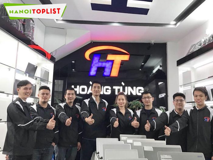 hoang-tung-laptop-Tripi