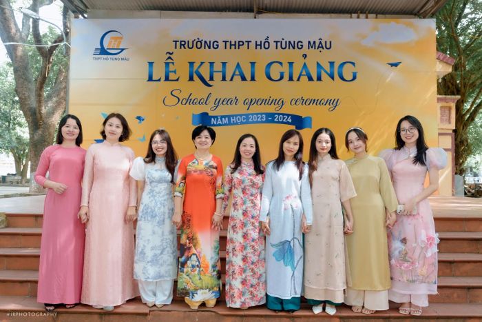Hình ảnh hoạt động ngoại khóa đầy sôi động tại THPT Hồ Tùng Mậu
