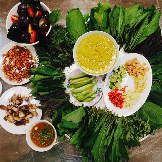 Món gỏi cá đặc sản với sắc màu bắt mắt tại Gỏi Cá Bà Mây