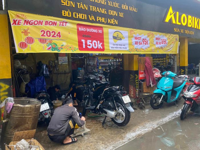 Hình ảnh thực tế về dịch vụ sửa chữa xe máy cao cấp tại MotoTech