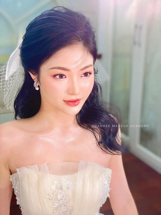 Kiệt tác make-up cô dâu tự nhiên từ Quanbee