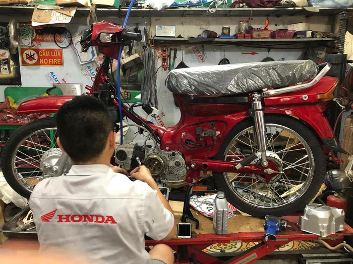 Hình ảnh ấn tượng về dịch vụ cứu hộ của Tùng Anh Motor