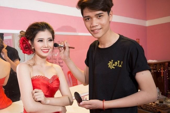 Lali tự hào nằm trong top 10 học viện dạy make-up chuyên nghiệp được đánh giá cao nhất hiện nay