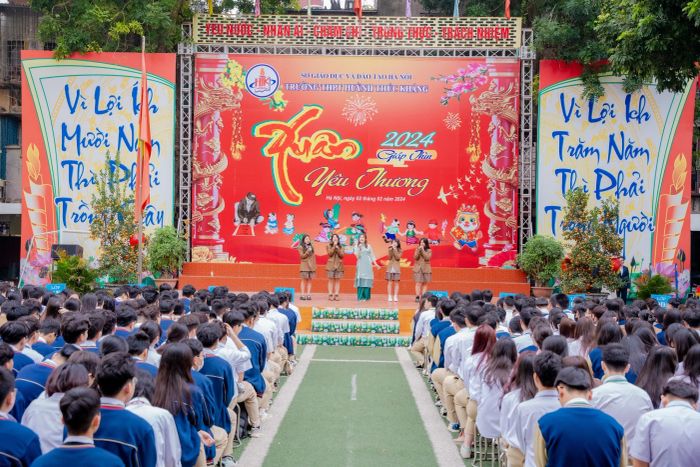Hình ảnh khuôn viên Trường THPT Huỳnh Thúc Kháng