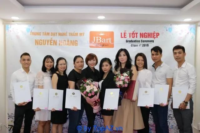 Trường dạy nghề thẩm mỹ tại TPHCM