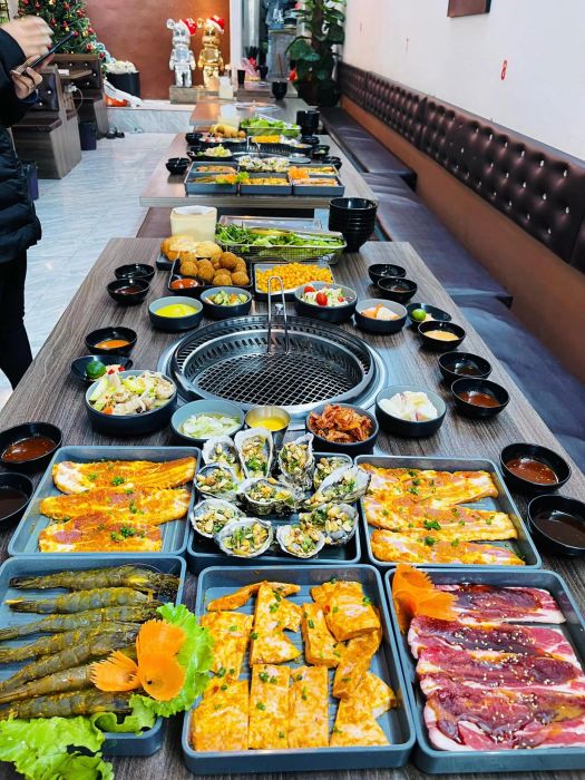 Set nướng hấp dẫn tại nhà hàng