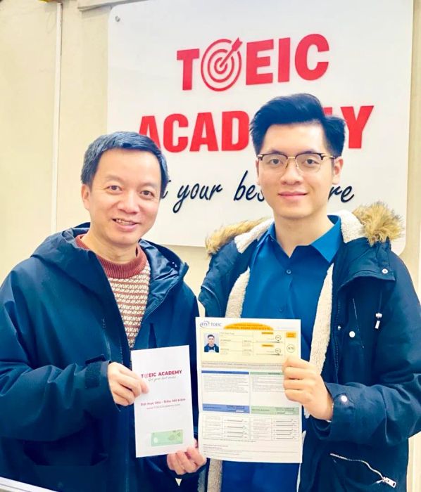 Hình ảnh lớp học sôi động tại TOEIC Academy