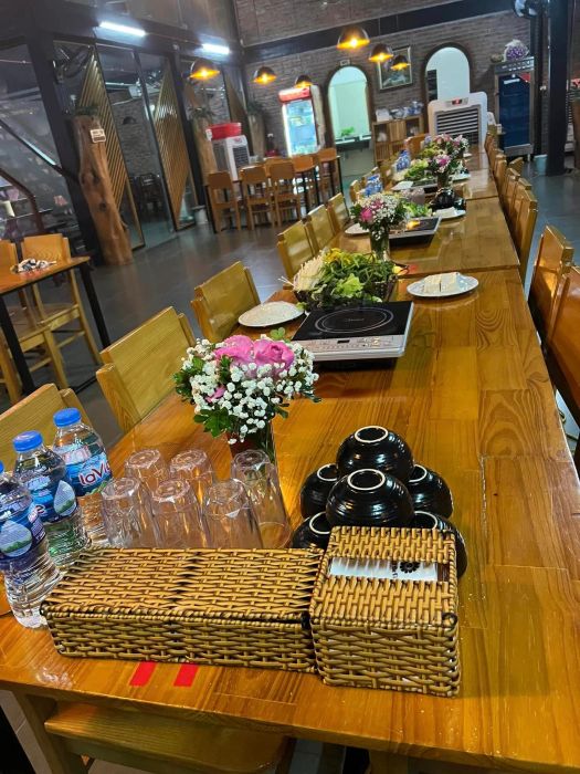 Không gian tiệc cưới sang trọng tại nhà hàng