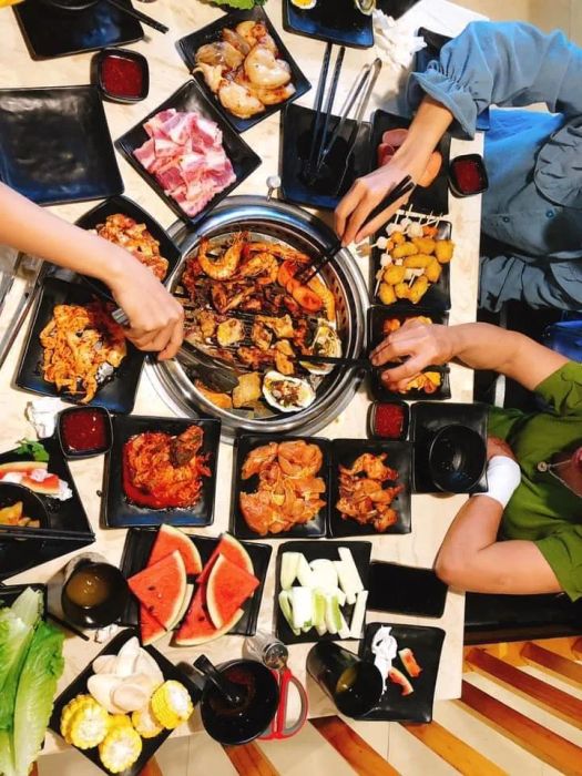 Set nướng cao cấp - Nghệ thuật ẩm thực trên bếp than