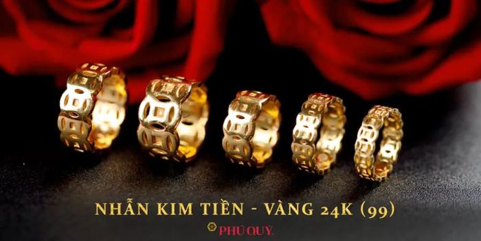 Không gian trưng bày sang trọng tại Phú Quý Jewelry
