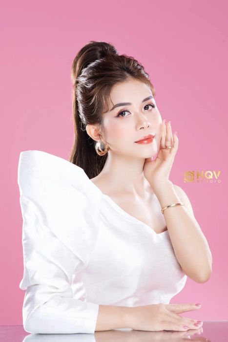 HQV Studio - Chụp Ảnh Doanh Nhân ảnh 1