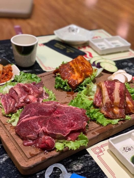 Món ăn tại nhà hàng - Hình ảnh 2