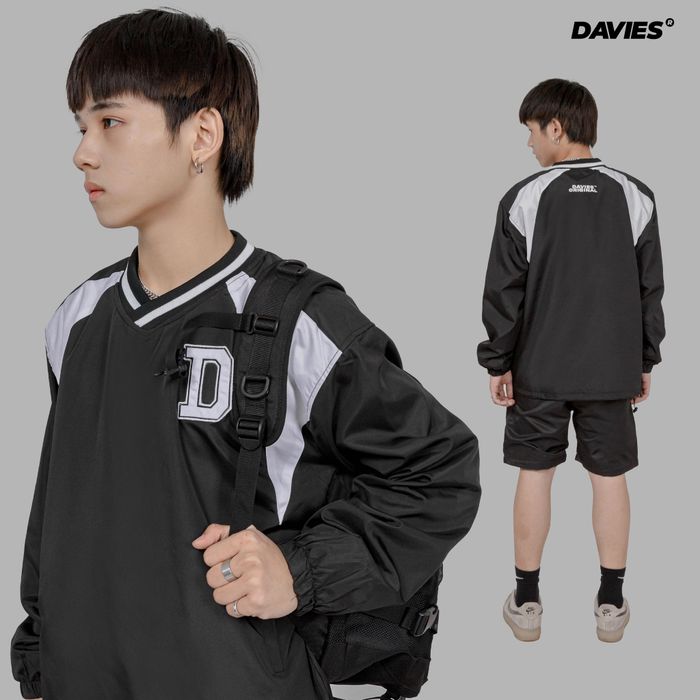 Những thiết kế độc bản từ Davies Streetwear