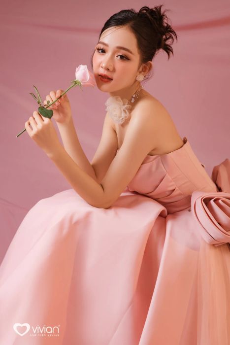Tác phẩm beauty ấn tượng tại Ảnh viện Vivian
