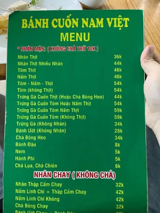 Tìm kiếm quán bánh cuốn ngon, giá cả phải chăng tại Quận 5? Đây là lựa chọn tuyệt vời cho bạn, với hương vị đậm đà và chất lượng luôn được đảm bảo.
