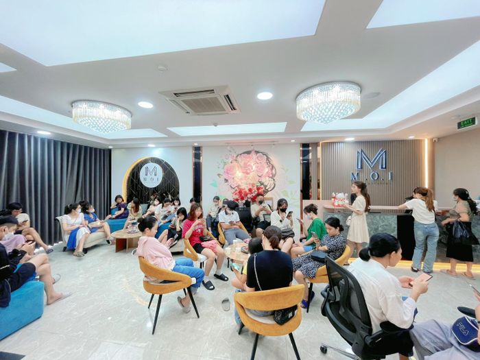 Hình ảnh M.Ò.I Beauty & Academy 1