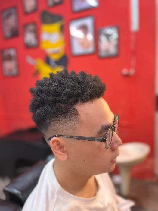 Không gian sáng tạo và đầy cảm hứng tại Mạnh BarberShop