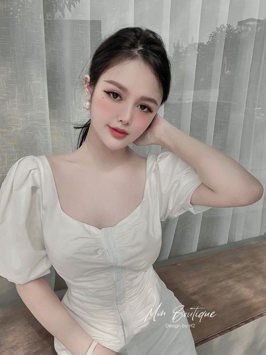 Không gian mua sắm tại 2CE Boutique