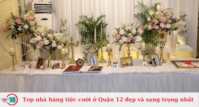 Danh sách các nhà hàng tiệc cưới đẹp và sang trọng tại Quận 12, nơi bạn có thể tìm thấy không gian lý tưởng cho ngày cưới của mình.