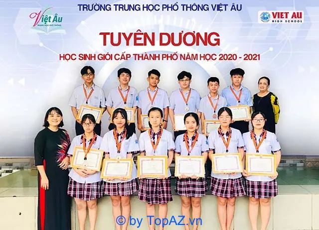 Trường Trung Học Nội Trú Tại TP.HCM