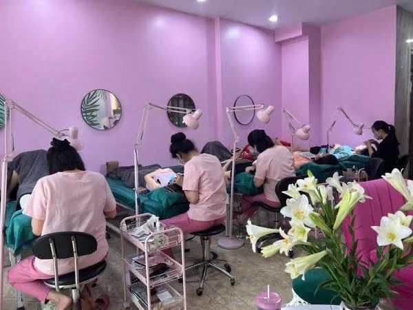 Queeny Beauty Center – Hình ảnh không gian ấn tượng (ảnh 2)