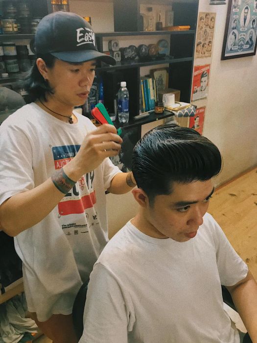 Không gian ấm cúng và chuyên nghiệp tại Cheer Barber