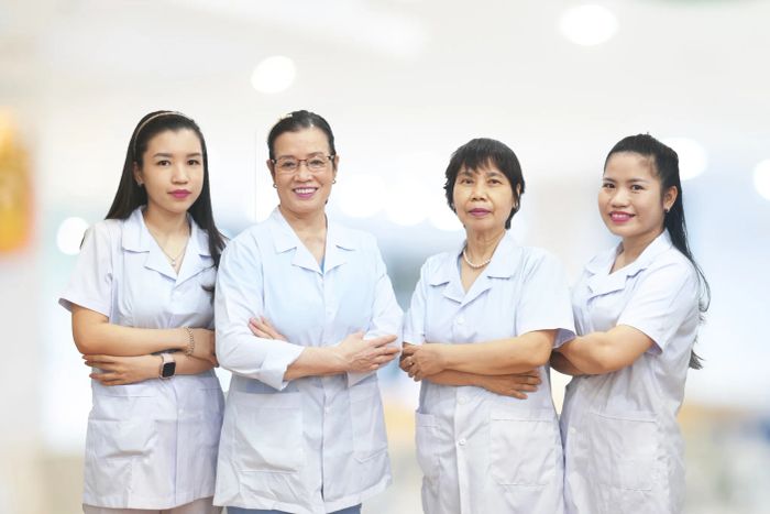 Hình ảnh Ths. BS Nguyễn Thị Thanh Nhàn tại phòng khám chuyên khoa