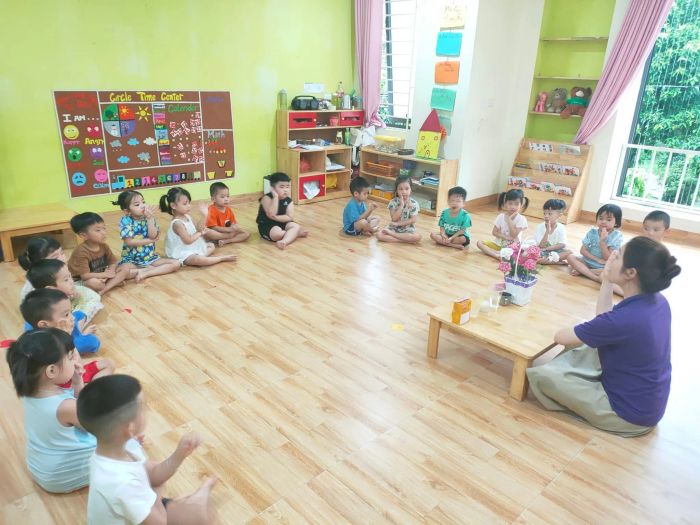 Mầm non Hoa Diên Vĩ ảnh 1