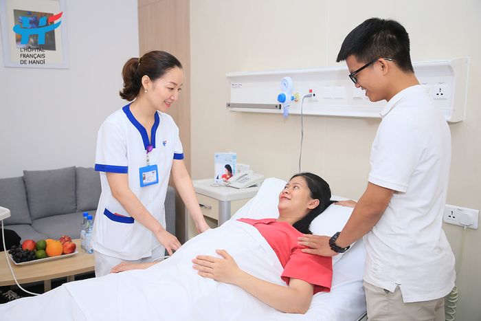 Bệnh viện Việt Pháp Hà Nội hình ảnh 2