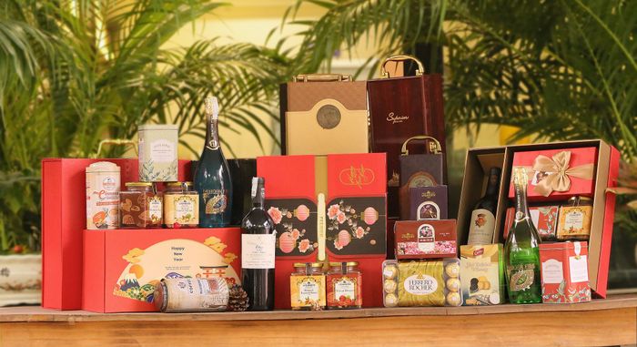 Hình ảnh bộ sưu tập rượu vang cao cấp và quà Tết tại Kho Rượu