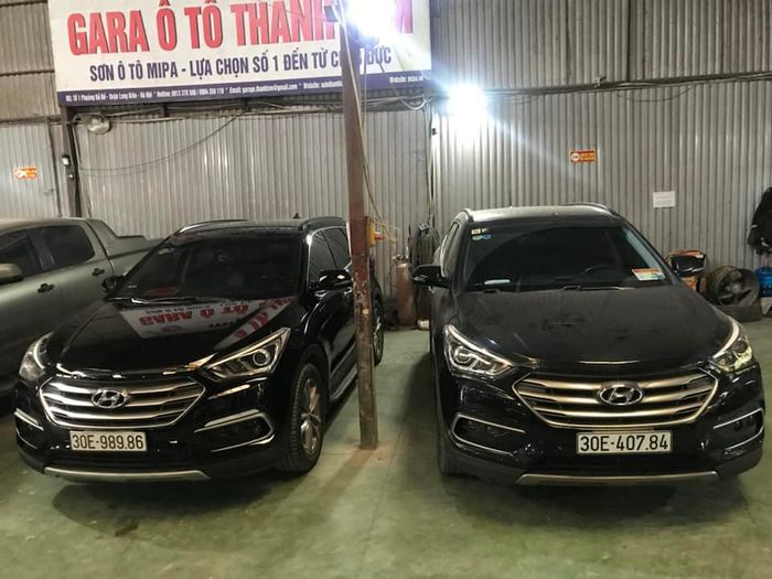 Gara Ô Tô Thành Tâm ảnh 2 - Hình ảnh đội ngũ kỹ thuật viên tận tâm đang thực hiện phục hồi xe