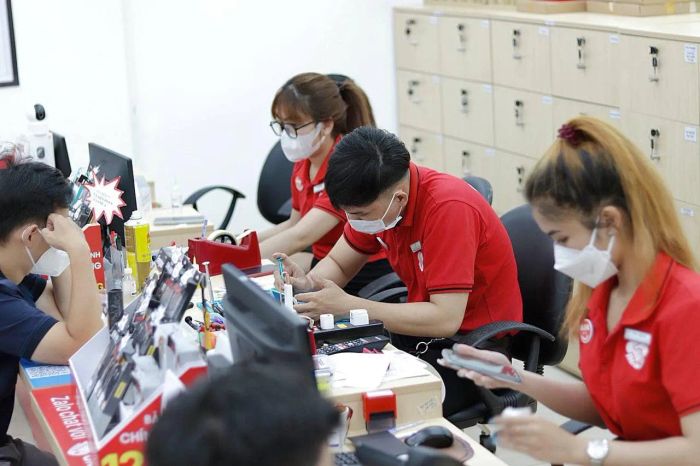 Hình ảnh Điện Thoại Vui - Không gian phục vụ chuyên nghiệp