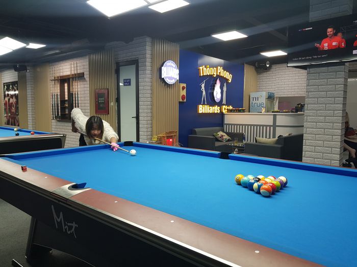 Góc chơi bida đẳng cấp tại Thông Phong Billiard Club