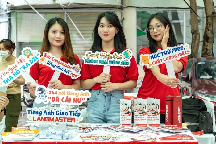 Hình ảnh lớp học hiện đại tại Trung Tâm Anh Ngữ Langmaster