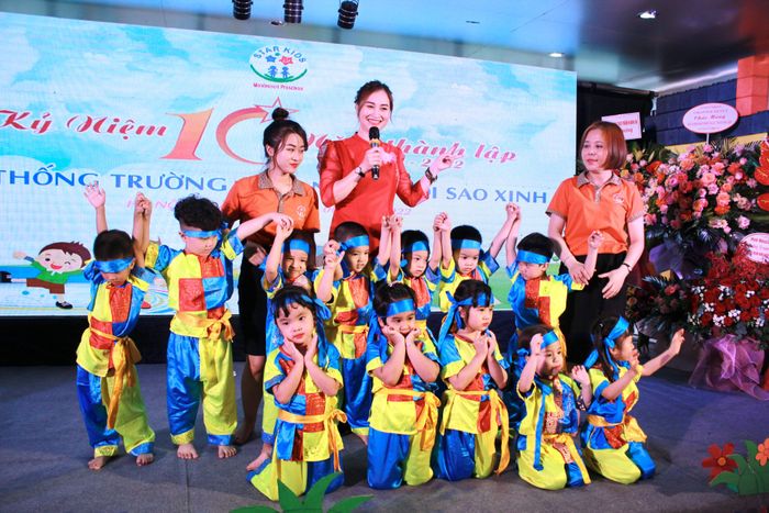 Góc vui chơi sáng tạo đầy màu sắc tại Ngôi Sao Xinh Hồng Hà