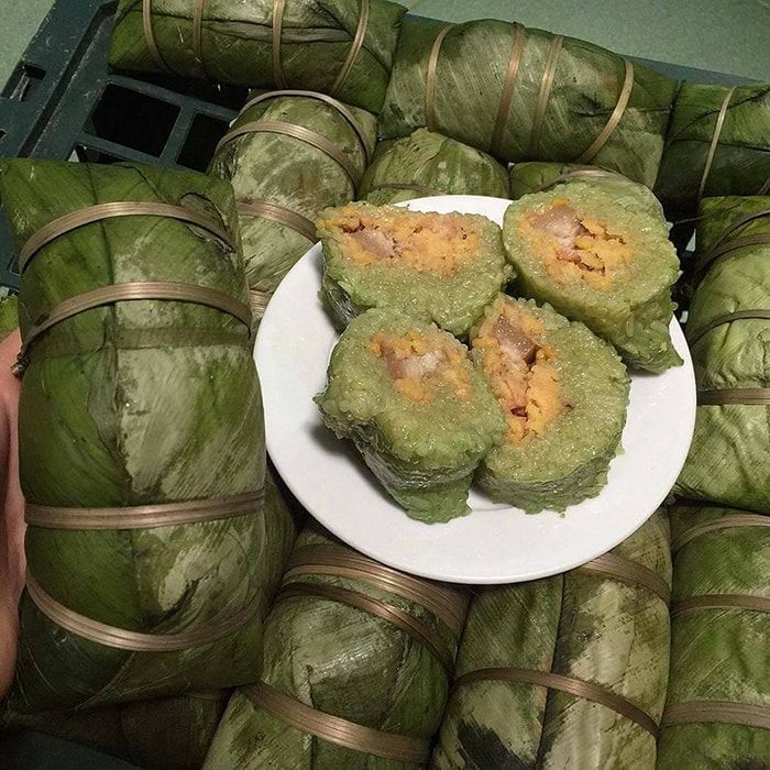 Bánh chưng dài - Nét riêng trong ẩm thực Tết người Tày