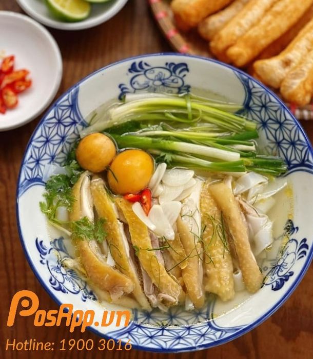 Phở Gà Duy Tân - Không gian thưởng thức sang trọng