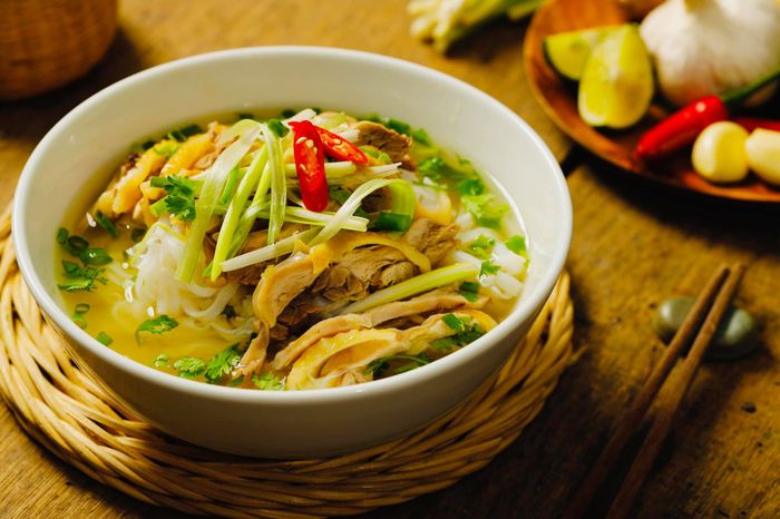 Phở Tửu - Không gian ấm cúng đậm chất truyền thống