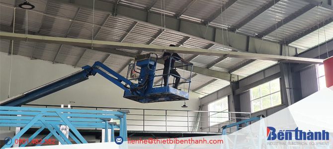Hình ảnh dây chuyền sản xuất thang máng cáp hiện đại tại Công Ty Thiết Bị Bến Thành