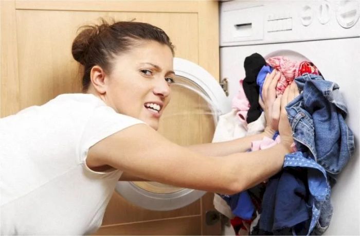 Hình ảnh không gian làm việc chuyên nghiệp tại Trung tâm Điện lạnh Hà Nội