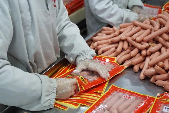 Xúc xích Đức Việt ảnh 1