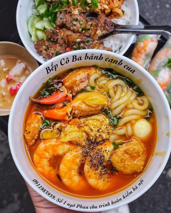 Tô bánh canh Bếp Cô Ba – Một món ăn không thể thiếu tại Hà Nội