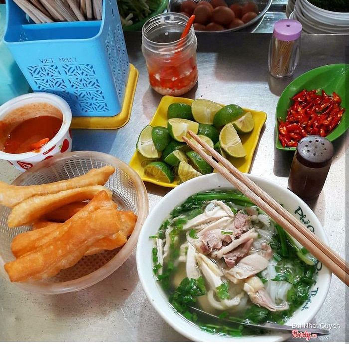 Phở Gà 156 Quán Thánh - Không gian ấm cúng giữa lòng phố cổ