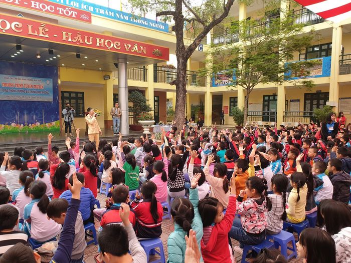 Thư viện hình ảnh đa dạng về hoạt động giảng dạy và học tập tại Trường Tiểu học Nguyễn Khả Trạc - nơi ươm mầm những tài năng tương lai