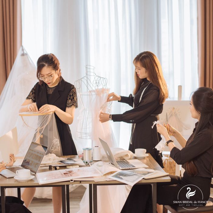 SWAN Bridal de Fiancé - Không gian sáng tạo đầy cảm hứng