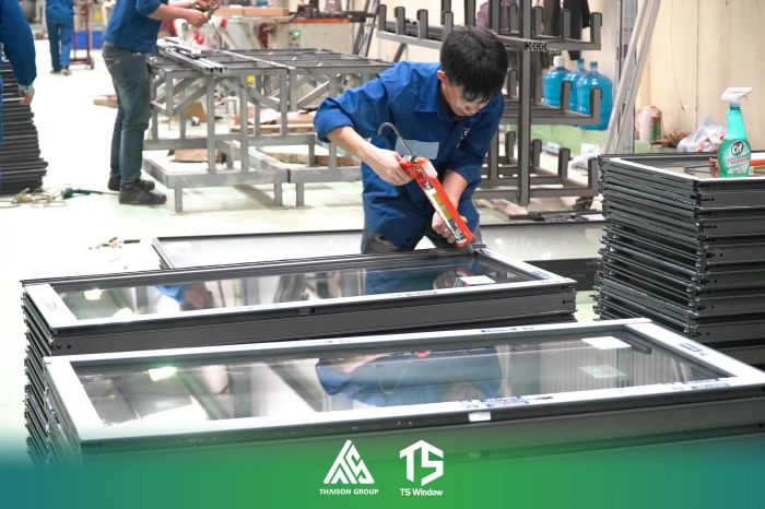 Hình ảnh thực tế thi công chuyên nghiệp từ TS Window