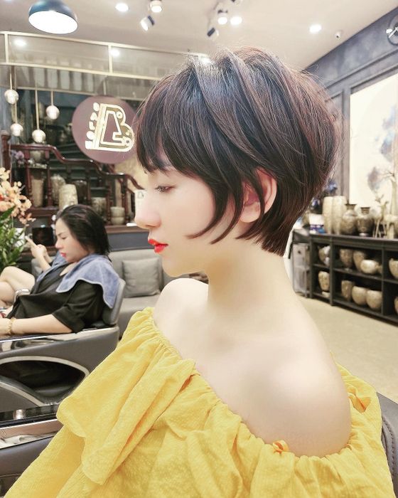 Không gian hiện đại tại AB Hair Salon