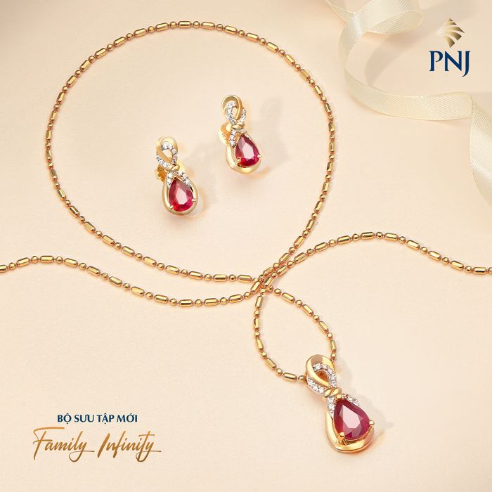 Không gian sang trọng tại showroom PNJ